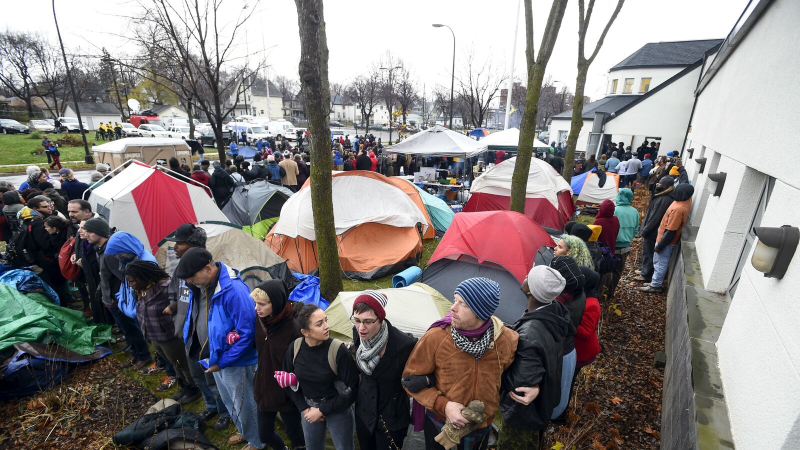 cheats/2015/11/24/five-shot-near-minneapolis-protests/151124-minneapolis-shooting-protest-cheat_f4gs9s