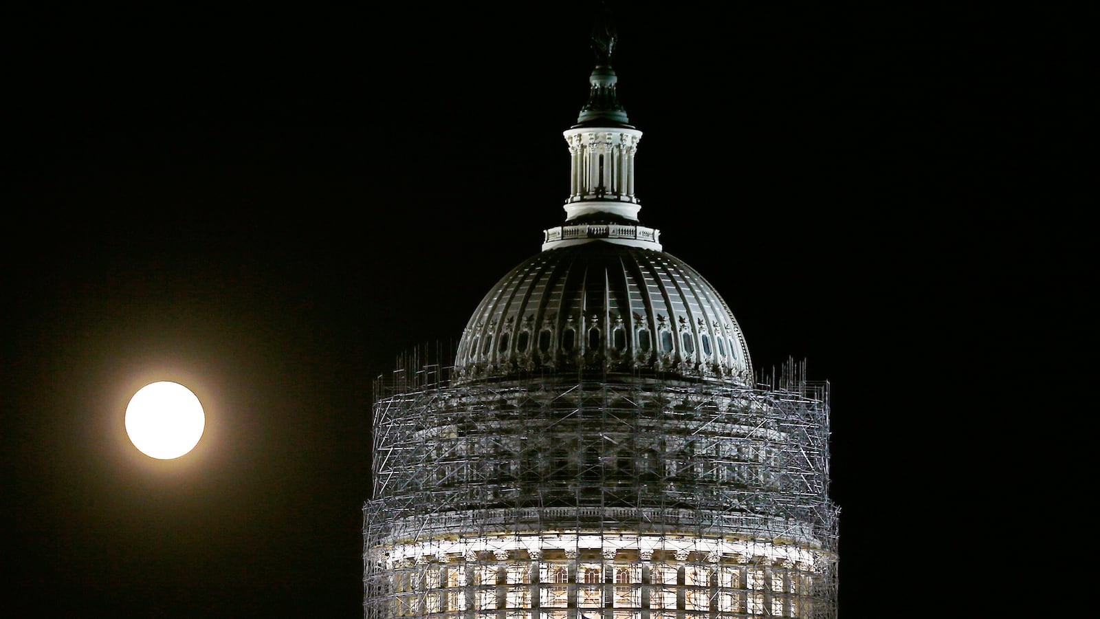 articles/2015/09/25/why-we-need-more-money-in-politics/150924-gillespie-govt-shut-down-tease_qiry9a