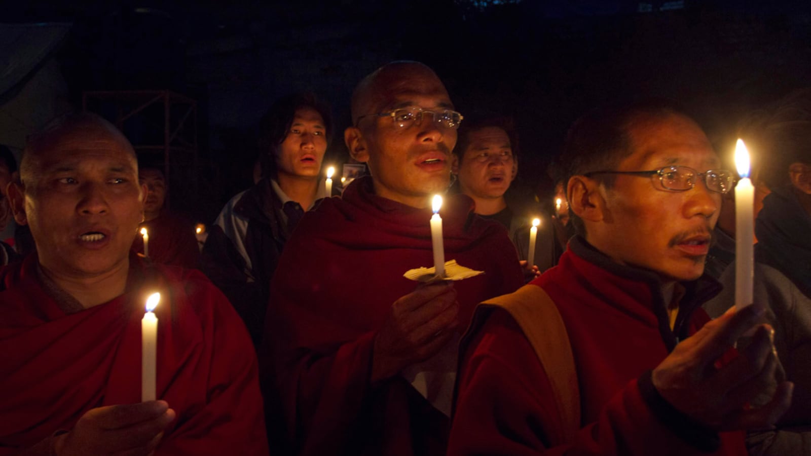 cheats/2012/10/27/tibetan-man-sets-himself-on-fire/self-immolation-week-tibet-cheat_wh7cz3