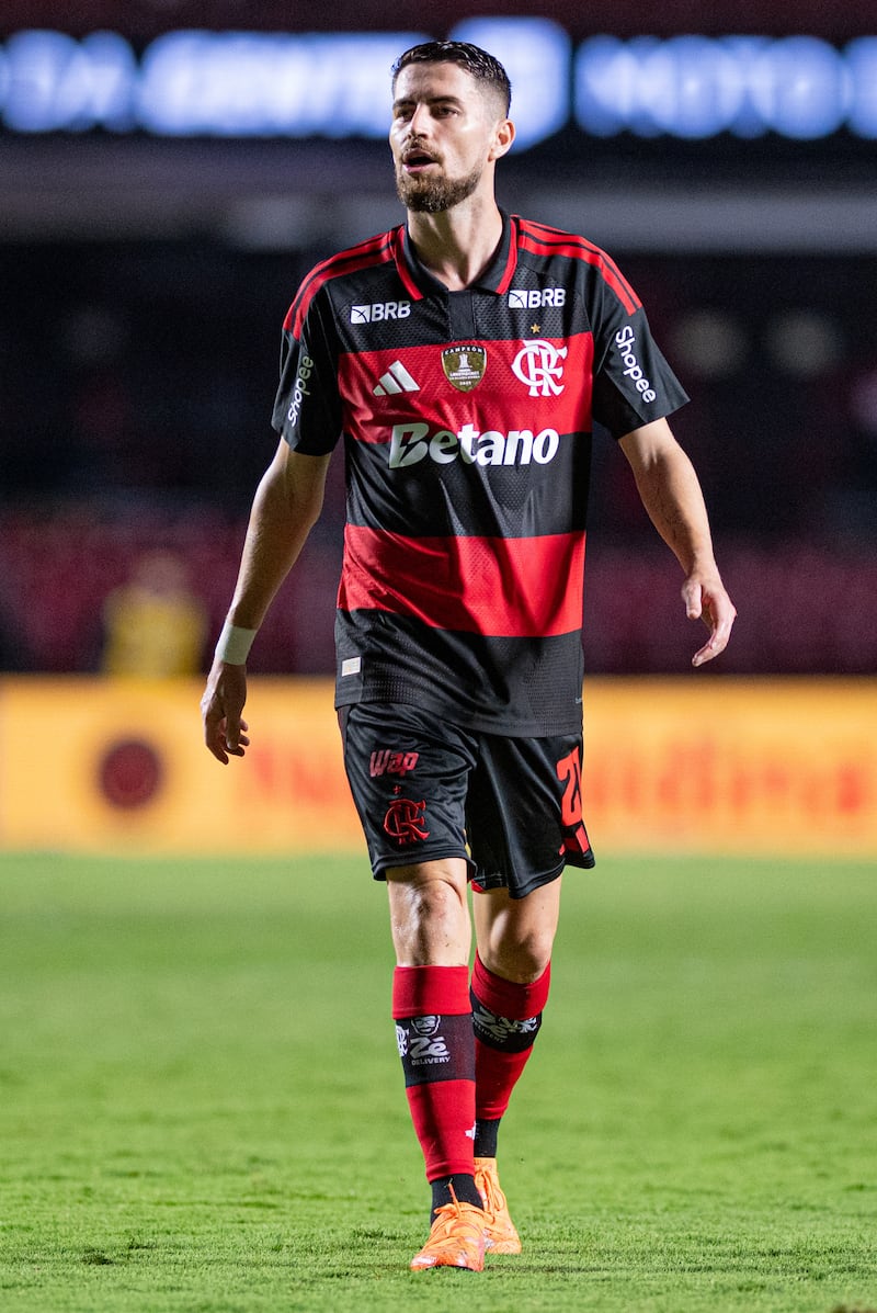 SAO PAULO, BRAZIL - JANUARY 28: Jorginho of Flamengo looks on during a Brasileirao 2026 match between Sao Paulo and Flamengo at MorumBIS Stadium on January 28, 2026 in Sao Paulo, Brazil. (Photo by Riquelve Nata/Sports Press Photo/Getty Images)