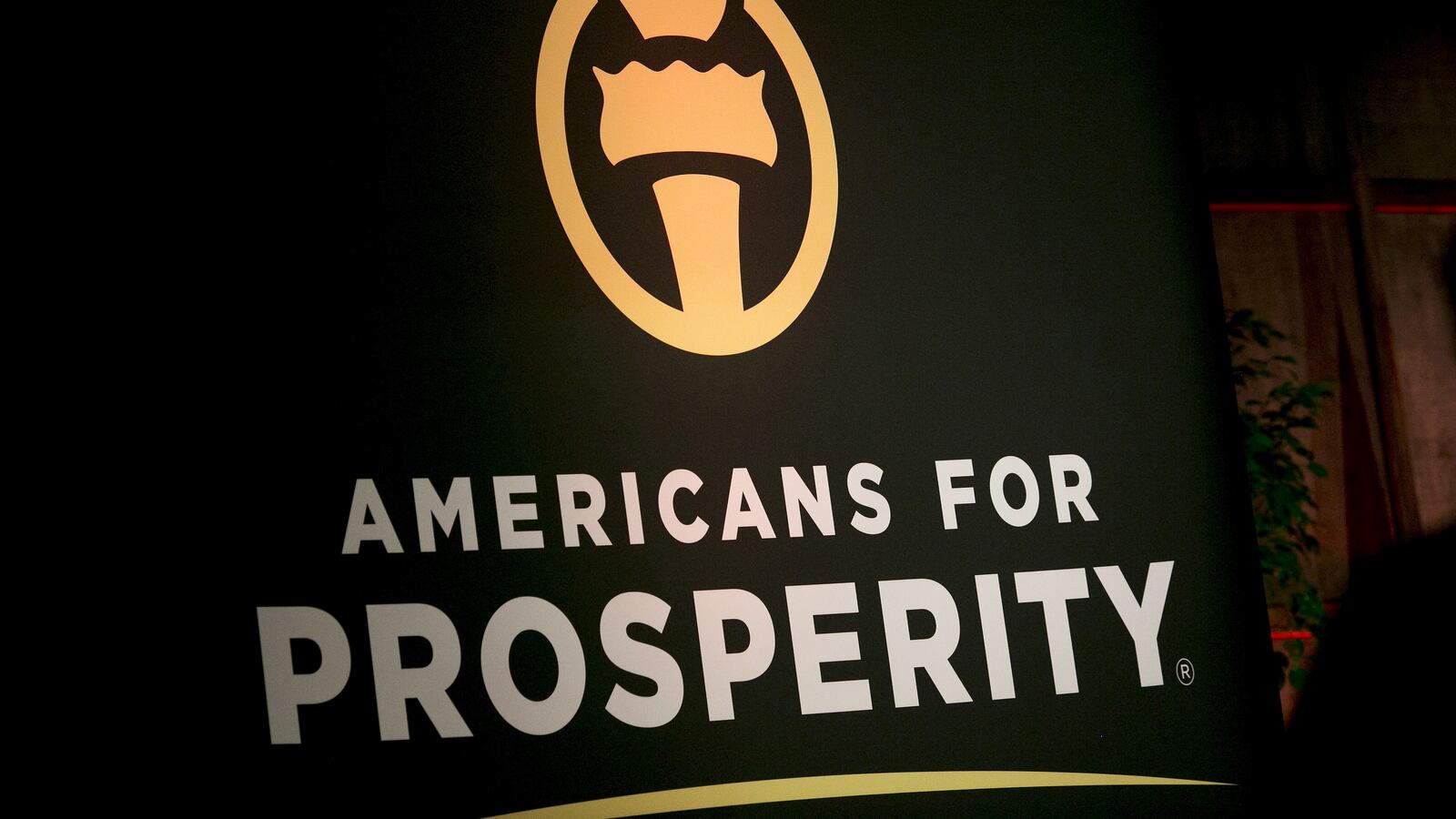 2015-07-23T120000Z_1395452659_GF10000167370_RTRMADP_3_USA-ELECTION-BUSH_cgdeqh