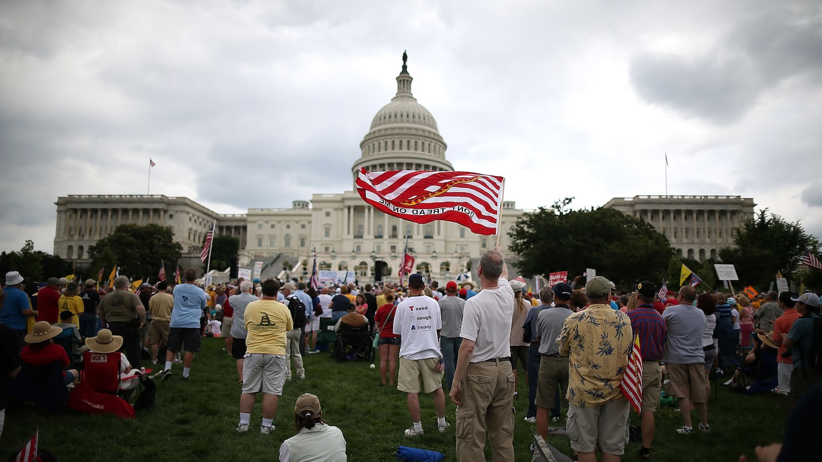 articles/2013/07/30/jon-favreau-on-the-destructive-rise-of-the-no-government-conservatives/130730-gop-favreau-tease-new_gyngkj