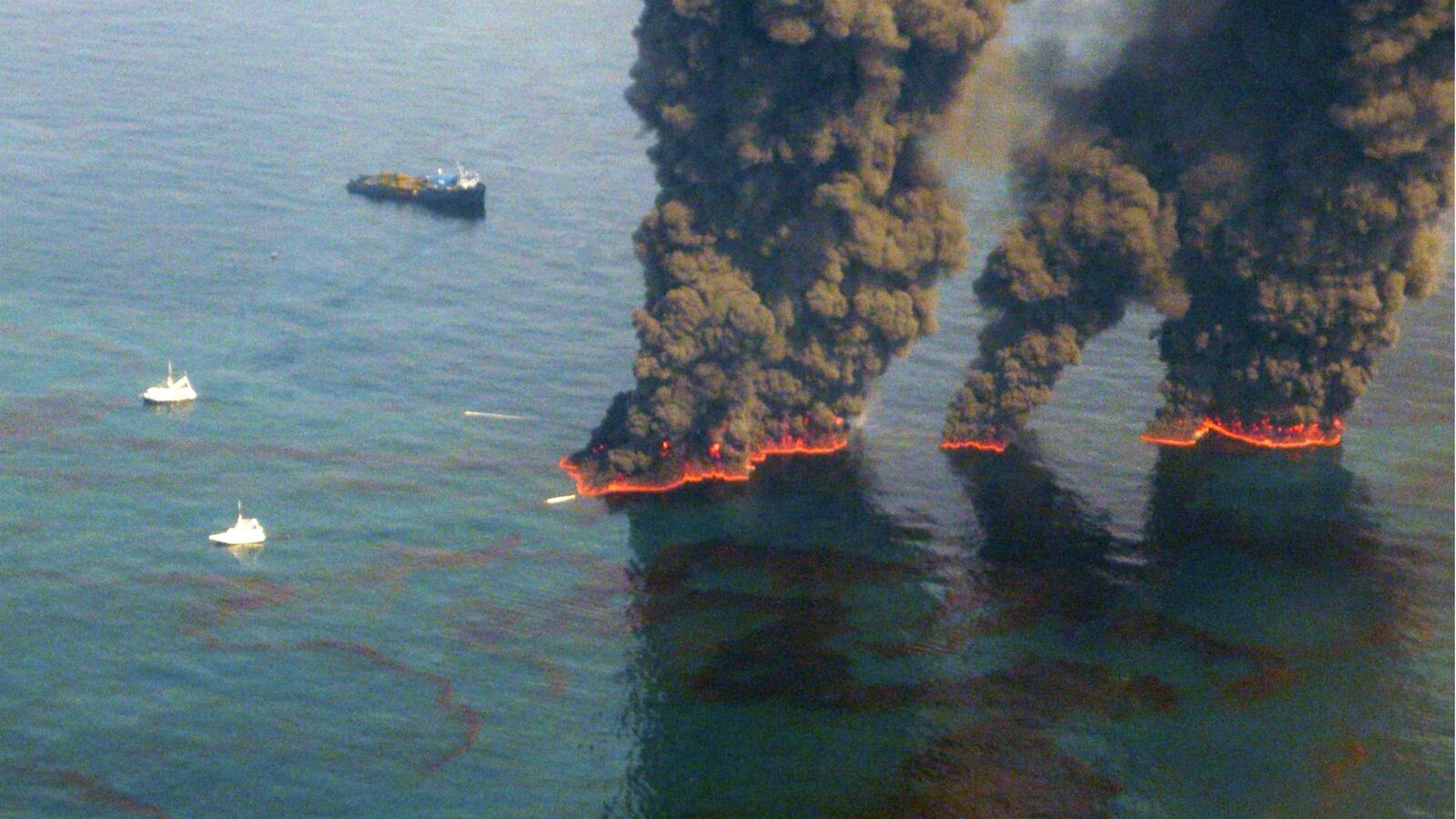 gulf-mexico-oil-deepwater-horizon_izwjug