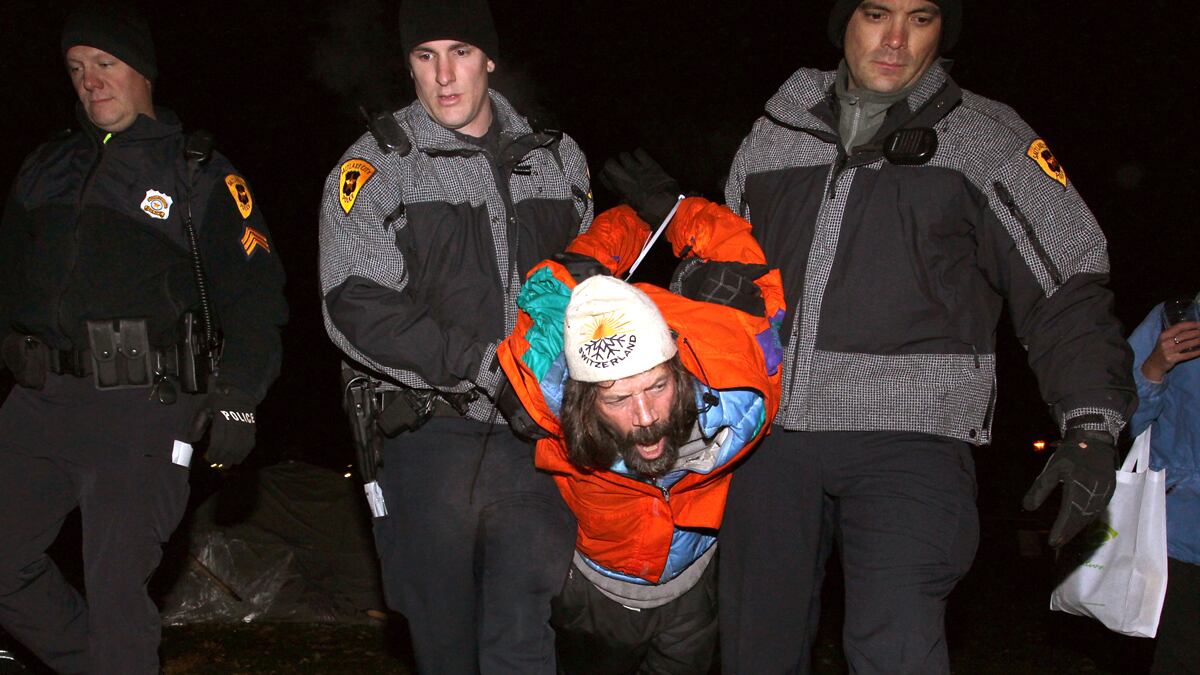 cheats/2011/11/13/police-clear-out-occupy/occupy-utah-cheat_tcddah