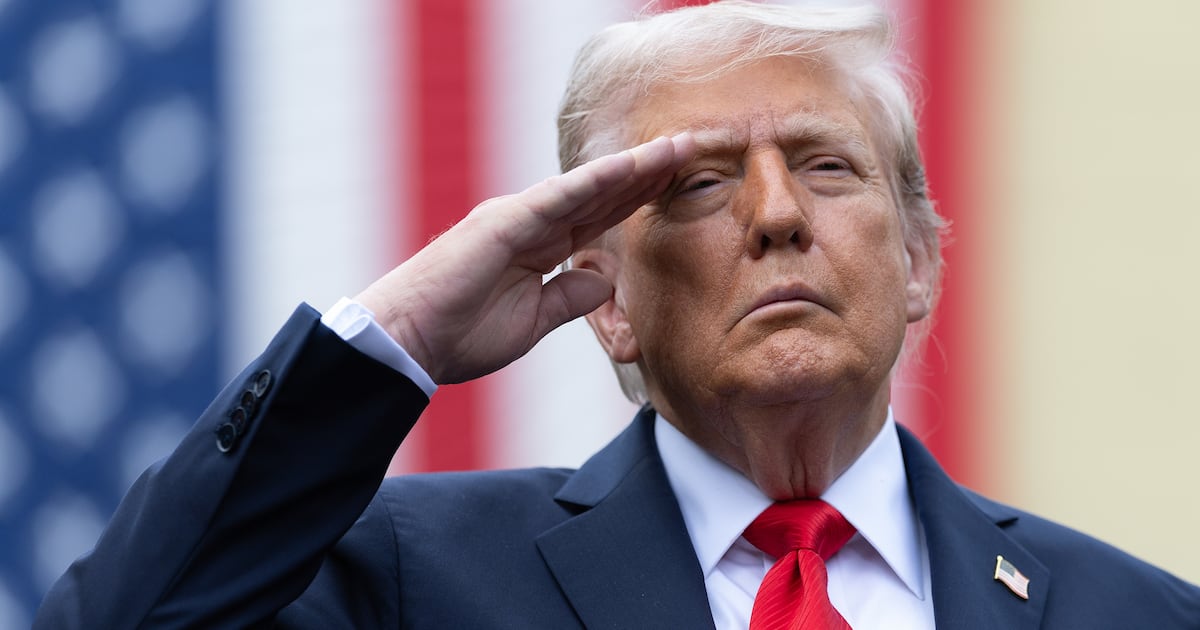 Trump Freaked Out Pentagon Lawyers With Push for Another Huge Military ...