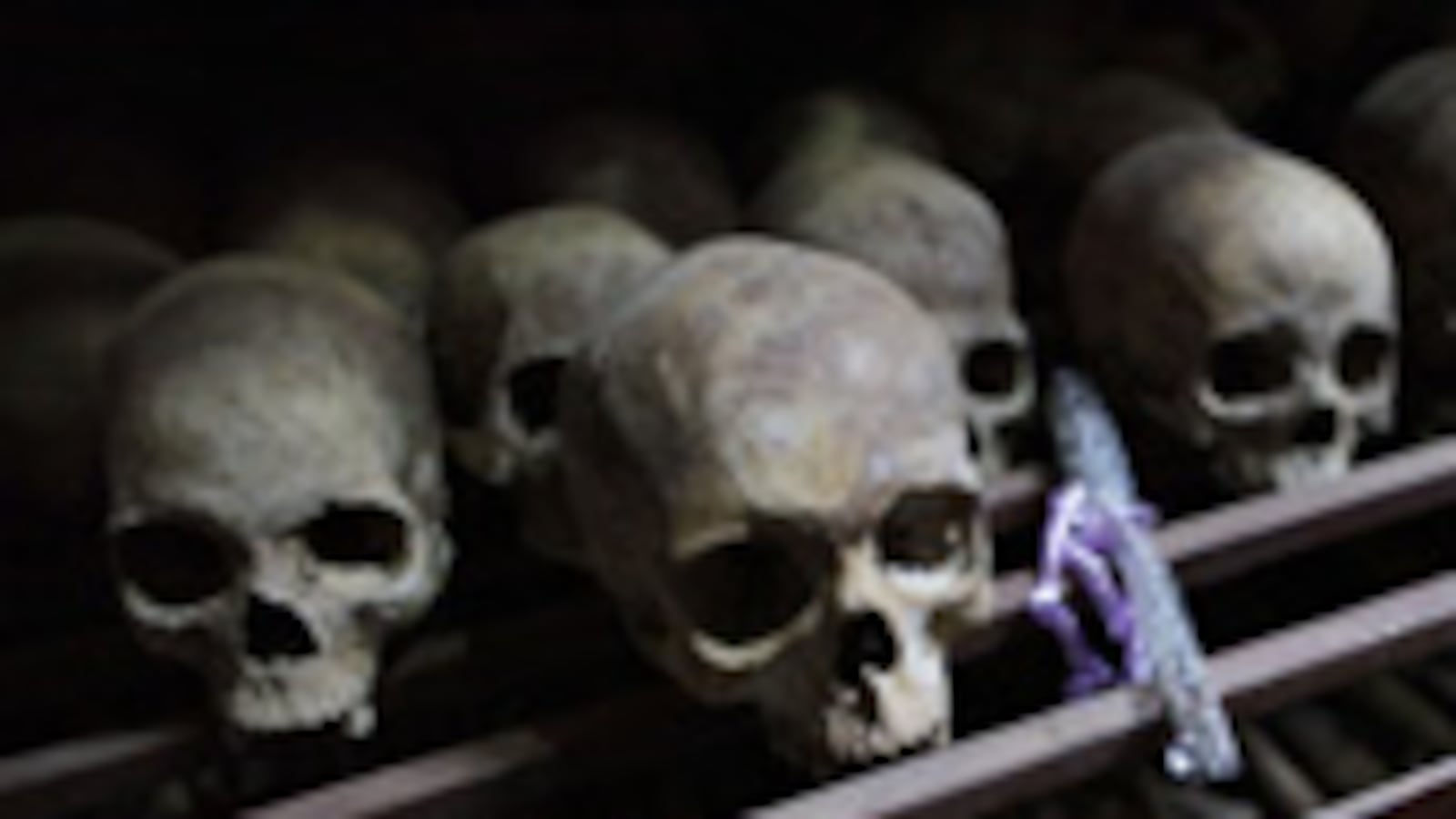 articles/2010/04/30/a-nations-hope-shattered/gagnon-rwanda_96932_b5kl7q