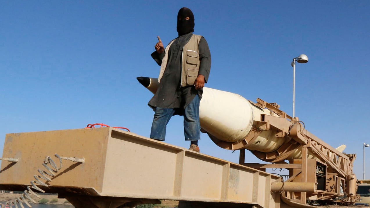 articles/2016/02/15/exclusive-whistleblowers-warned-top-spy-about-skewed-isis-intel/160215-youssef-isis-tease_ggtxmg