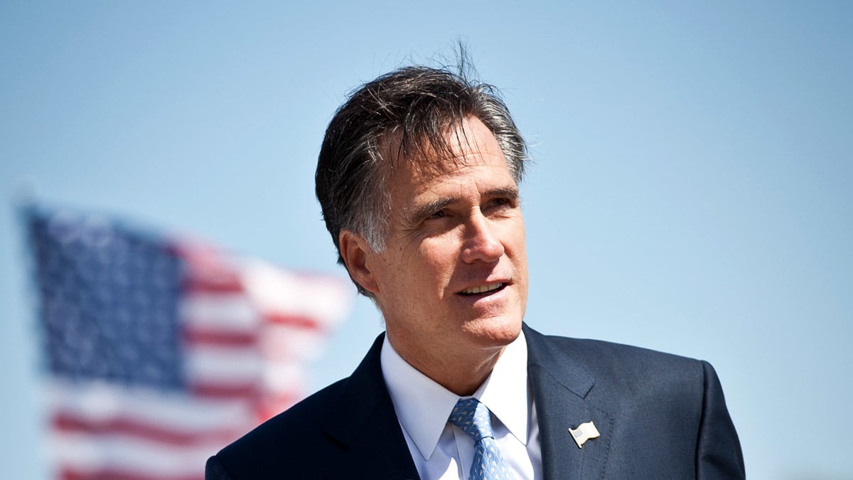articles/2012/10/29/when-hurting-your-negotiating-position-doesn-t-matter/mitt-romney-foreign-policy-tomasky_brgril