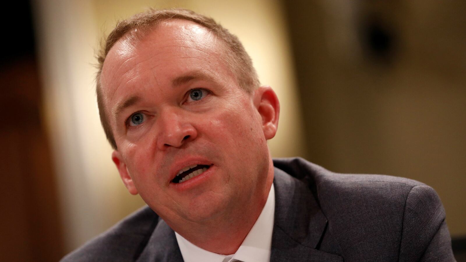 171119-mulvaney-cheat_ufbi7a