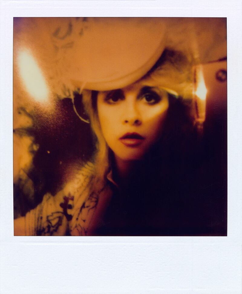 galleries/2014/10/12/stevie-nicks-was-the-70s-selfie-queen/141009-stevie-nicks-1_ptgc7p