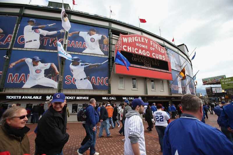 galleries/2014/04/21/best-bang-for-your-buck-baseball-stadiums-photos/mlb-stadium-rankings-chicagocubs_n5suty