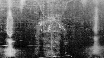 articles/2009/04/16/the-will-to-disbelieve/hart-shroud-of-turin_22744_fkgbqr