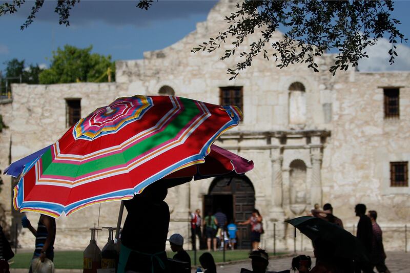 galleries/2011/08/15/america-s-hottest-cities/san-antonio-hottest-cities_l9dn6c