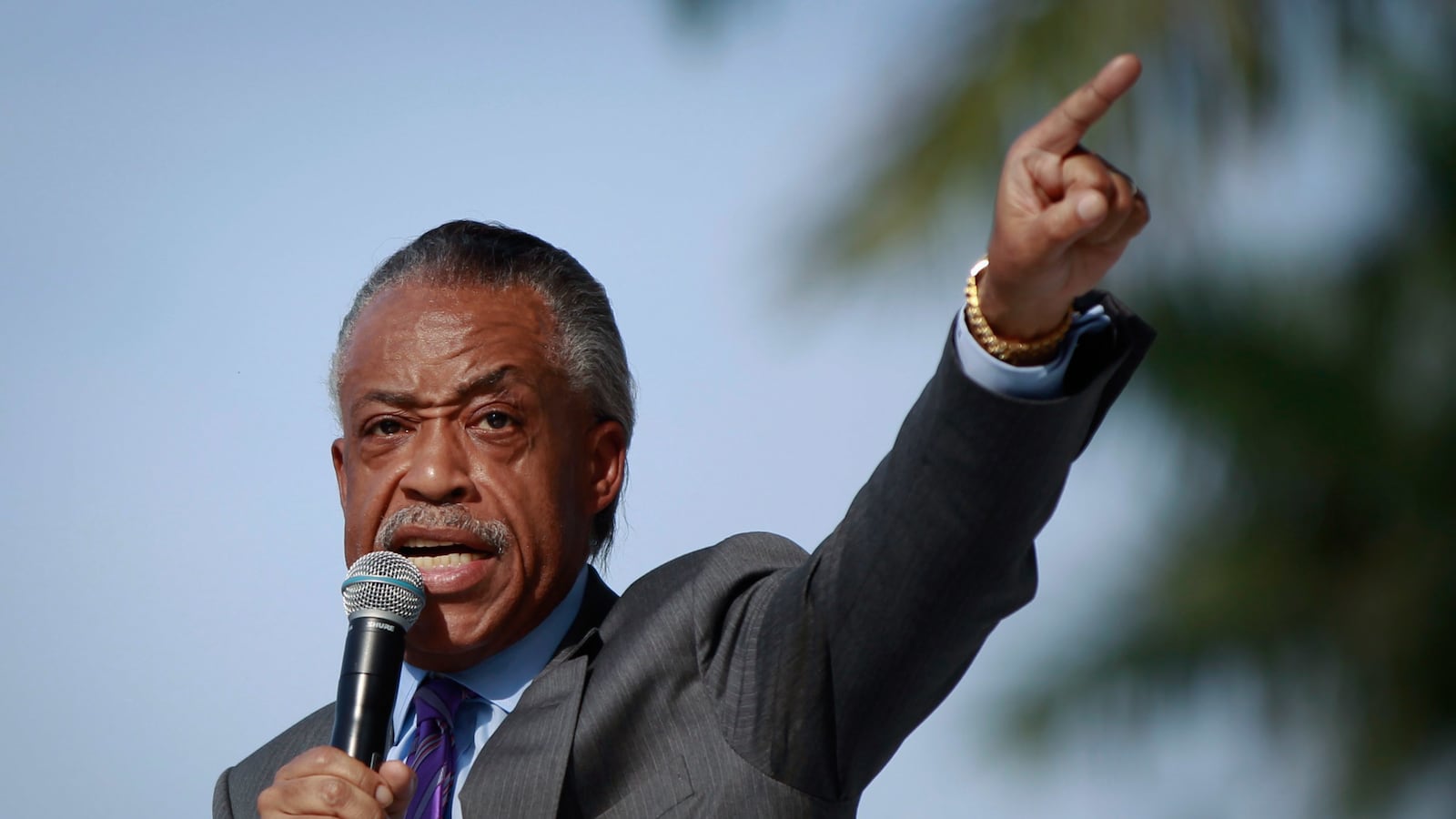 articles/2014/08/27/there-s-no-such-thing-as-black-america/140825-christie-america-tease_mowu12