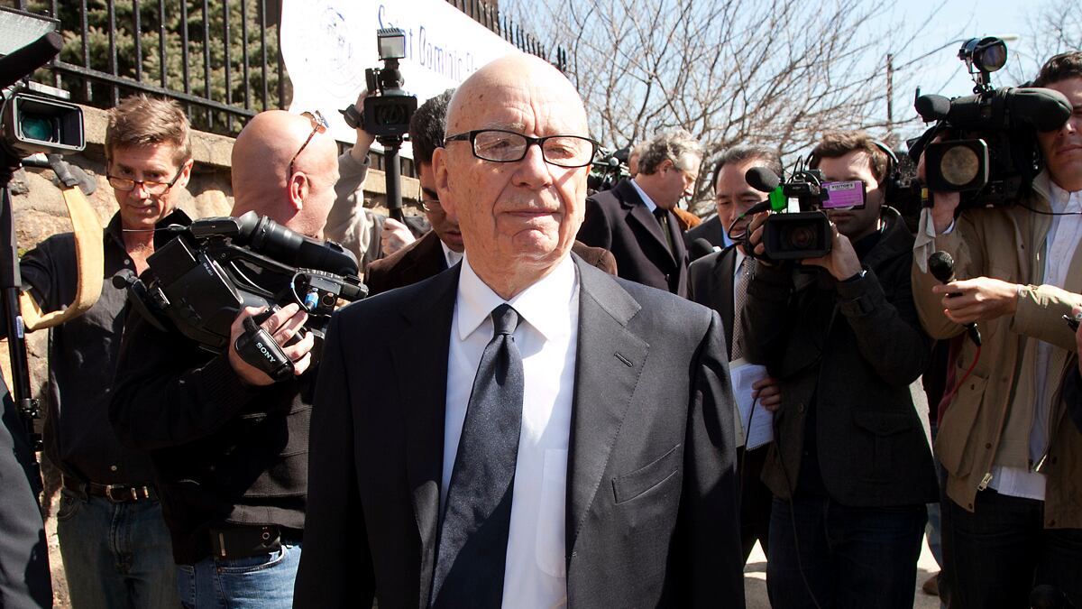 articles/2012/07/21/why-rupert-murdoch-surrendered-top-newspaper-posts-in-his-global-media-company/murdoch-steps-down-kurtz_sf1kuy