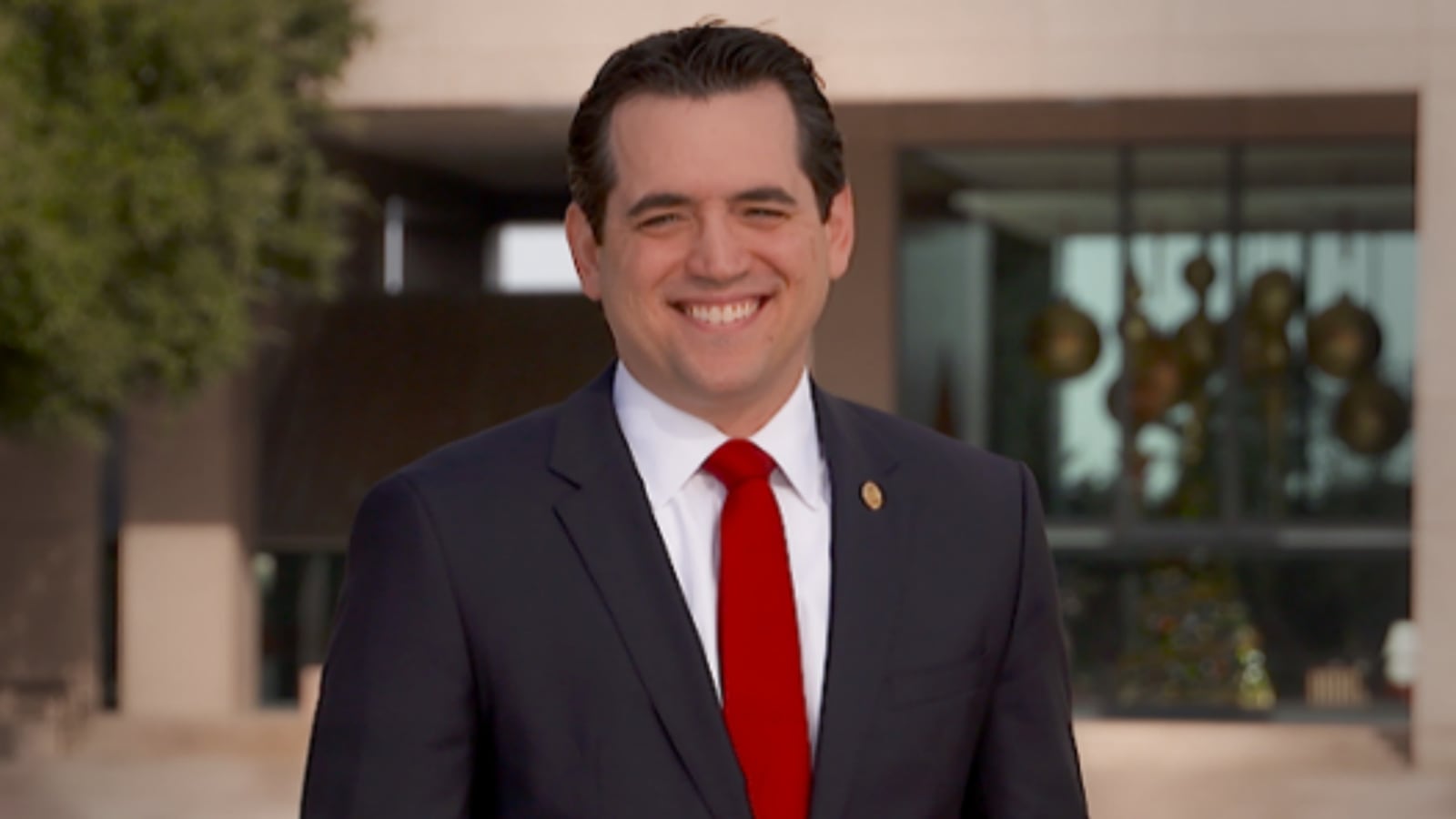 170529-ice-protesters_t0zjo3