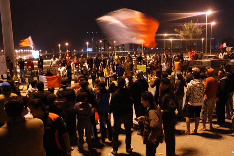 galleries/2011/02/18/bahrain-riots/bahrain-riots-3_rdbsbi