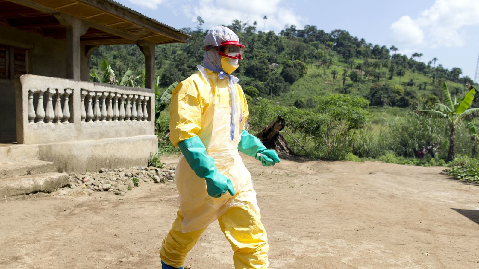 cheats/2014/11/30/who-will-miss-dec-1-ebola-deadline/141130-WHOEbola-cheat_kwkiyr