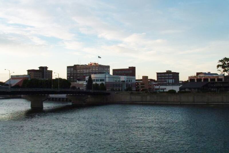 galleries/2012/07/23/best-american-cities-to-buy-a-house-from-minneapolis-to-fargo-photos/best-cities-for-house-purchase-2-waterloo-ia_giqwxw