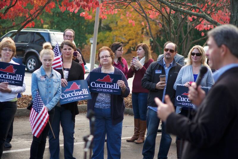 articles/2013/11/02/cuccinelli-rallies-supporters-in-richmond/ken-cuccinelli-supporters-in-richmond_mogjkj