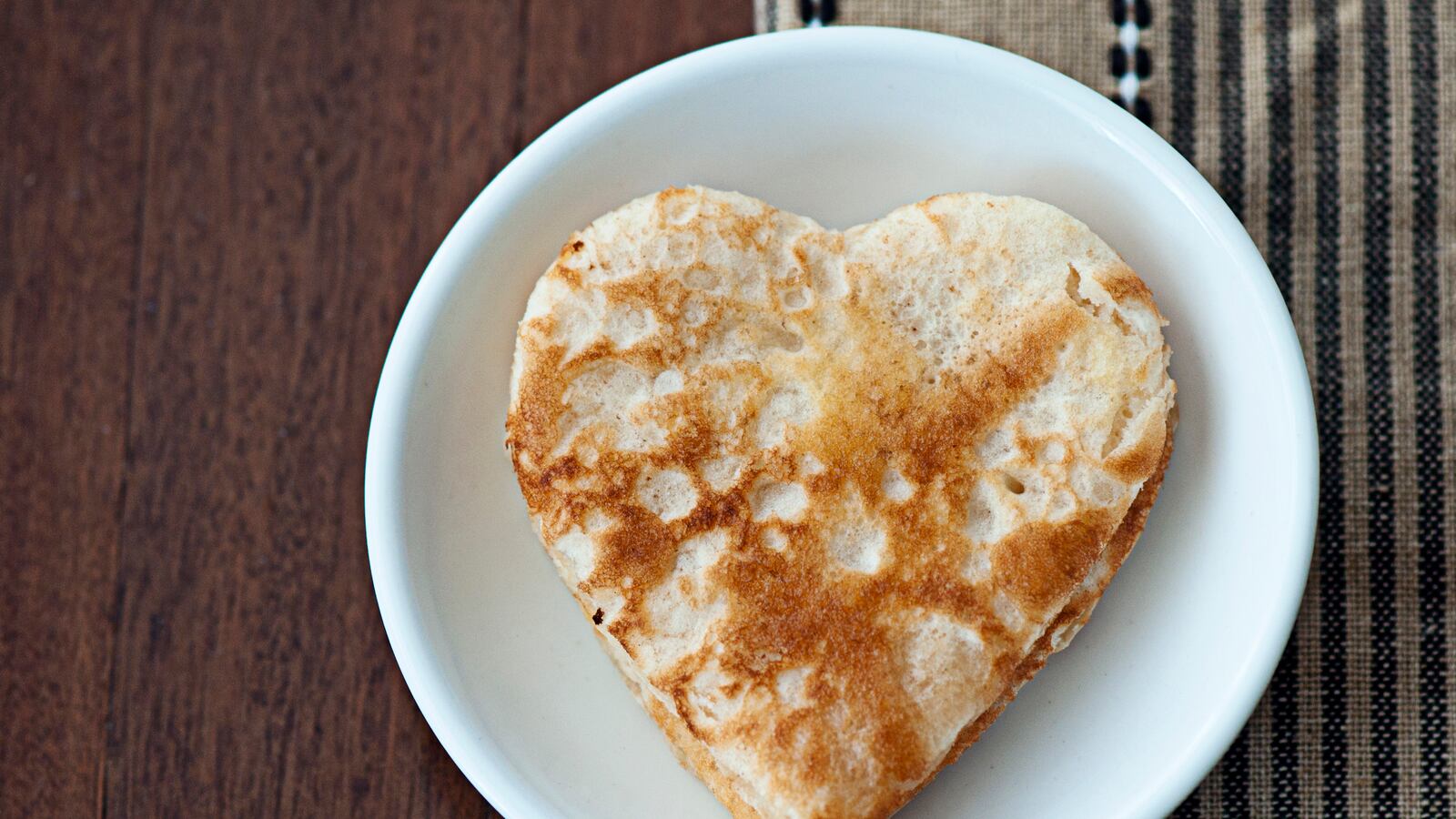 articles/2014/02/13/cat-cora-s-valentine-s-day-menu-for-single-people/140212-cora-single-food-tease_klfp3h