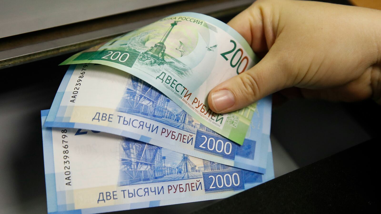 REUTERS_Maxim_Shemetov_lgxzaf