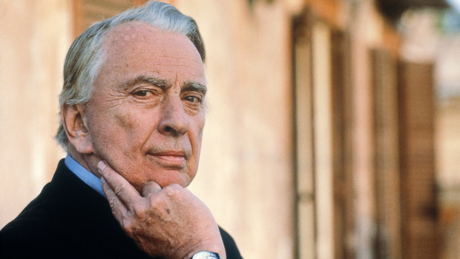 articles/2015/10/23/the-degenerate-genius-of-gore-vidal/151022-Fried-gore-vidal-tease_zh8knw