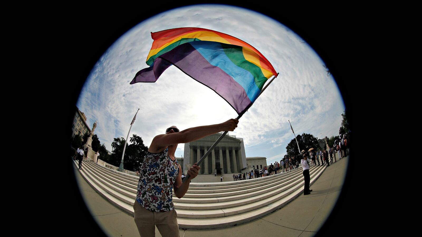 cheats/2016/10/28/scotus-takes-transgender-bathroom-case/161028-supreme-court-transgender-cheat_ofa96b