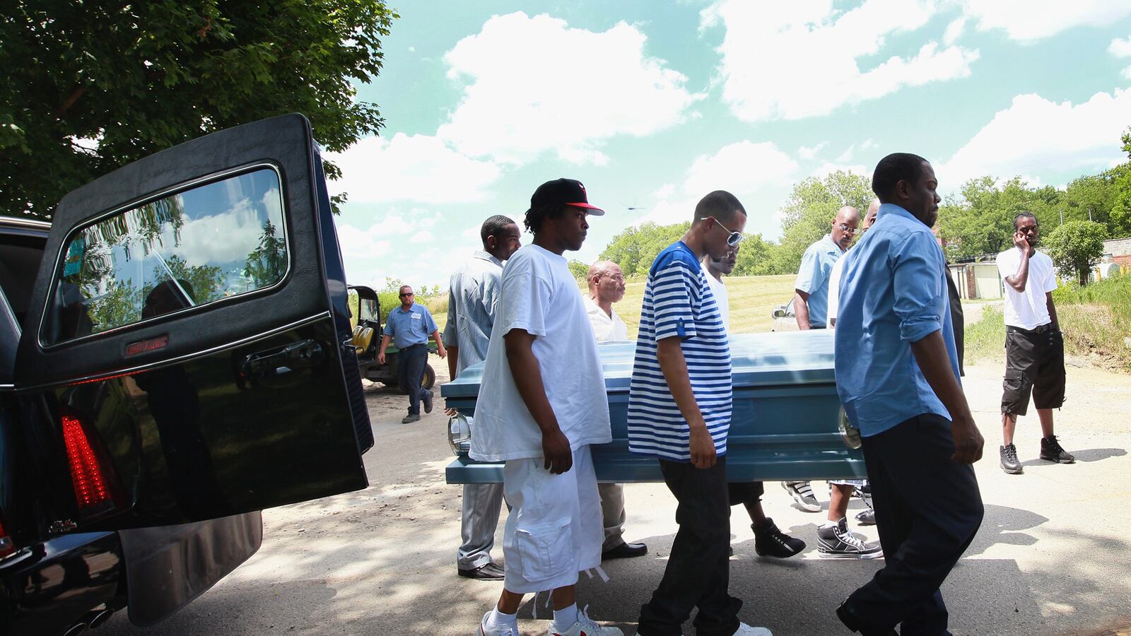 articles/2012/07/13/a-new-way-to-fight-juvenile-crime-in-chicago/warren-youth-crime-chicago-embed_o2r7bt