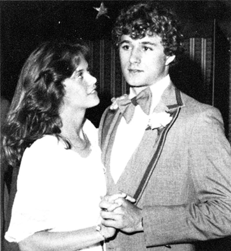 galleries/2009/11/01/celebrity-homecoming-queens-and-kings/celeb-homecoming-winners---meg-ryan-1_zfstf5