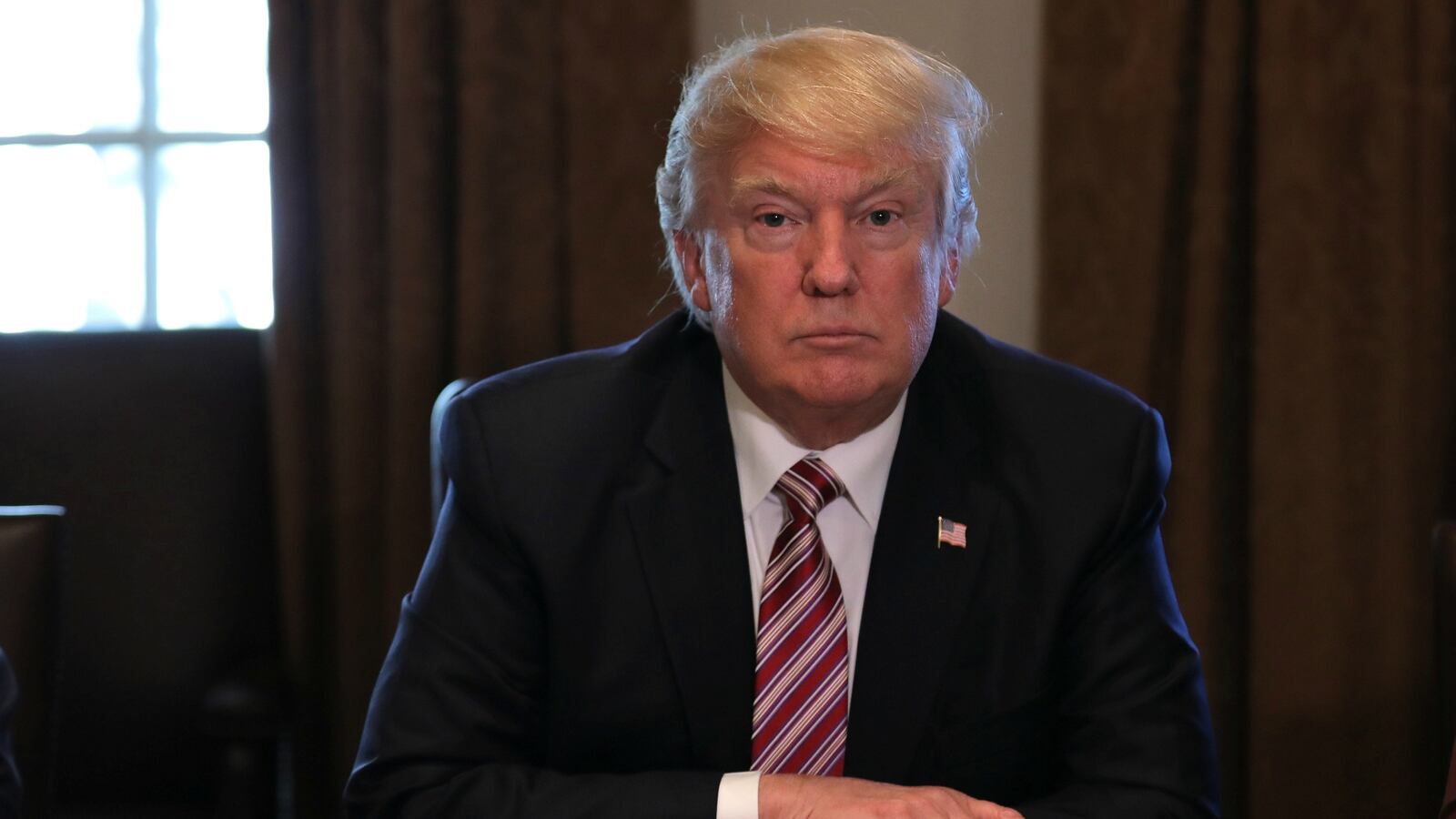 cheats/2017/03/29/trump-approval-rating-hits-new-low/170322-trump-holiday-greeting-iran-cheat_njr1jr