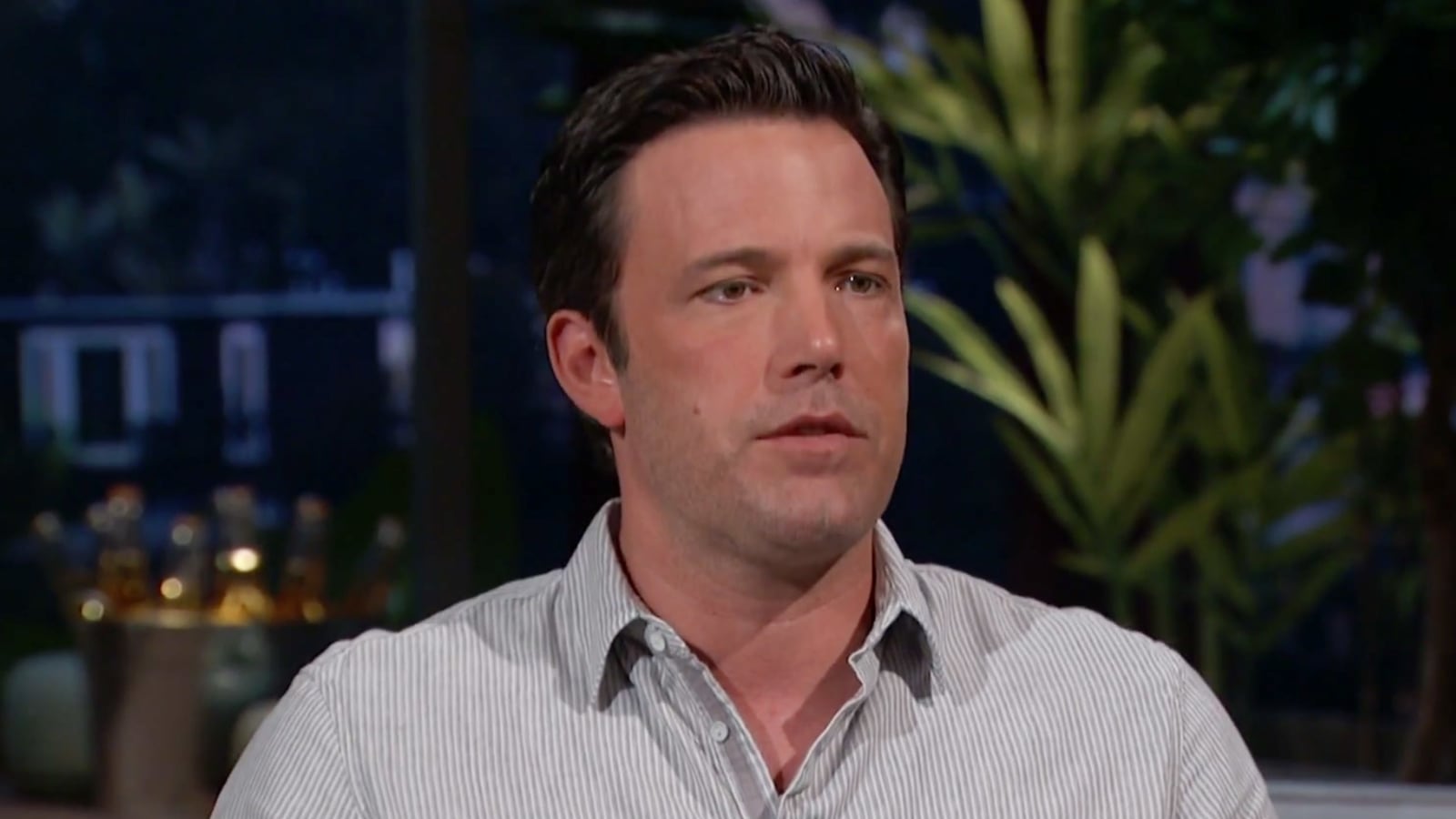 articles/2016/06/23/ben-affleck-s-expletive-laced-rant-over-deflategate-the-highlight-of-bill-simmons-hbo-premiere/160623-grove-ben-affleck-tease_vp73gd