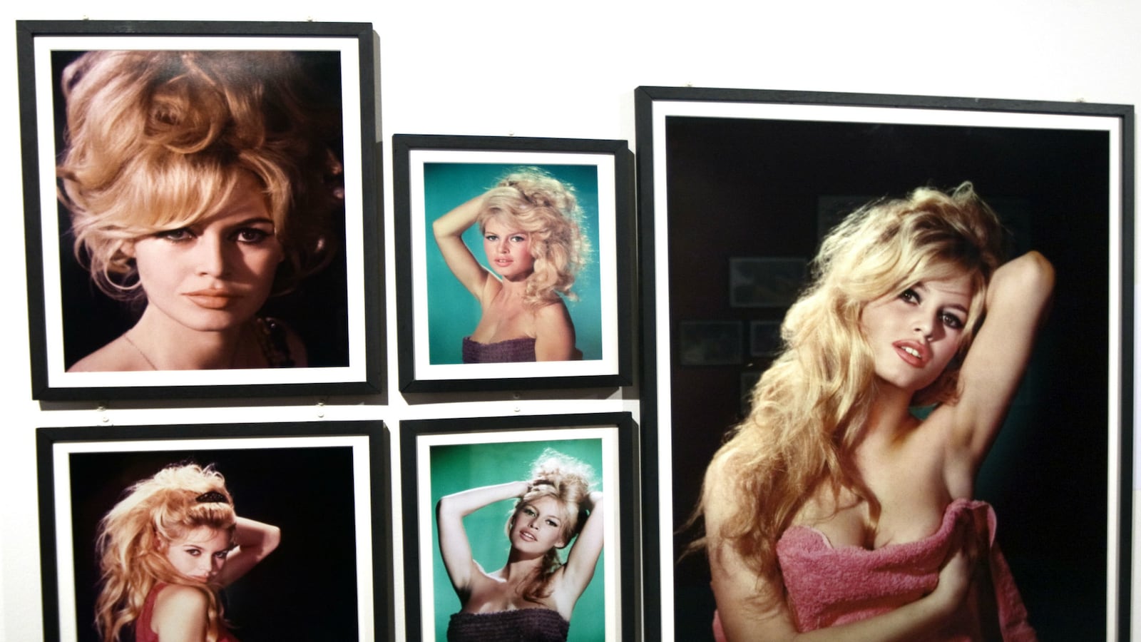 cheats/2014/09/09/french-women-forsake-topless-habit/140909-brigitte-bardot-cheat_kmhsxb