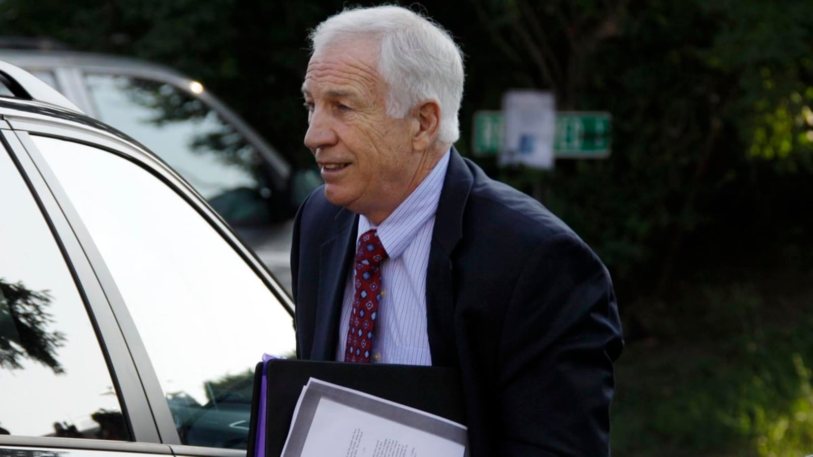 articles/2012/06/20/jerry-sandusky-trial-day-seven-sandusky-s-last-mile/sandusky-defense-rests-dimond_dtq1mp