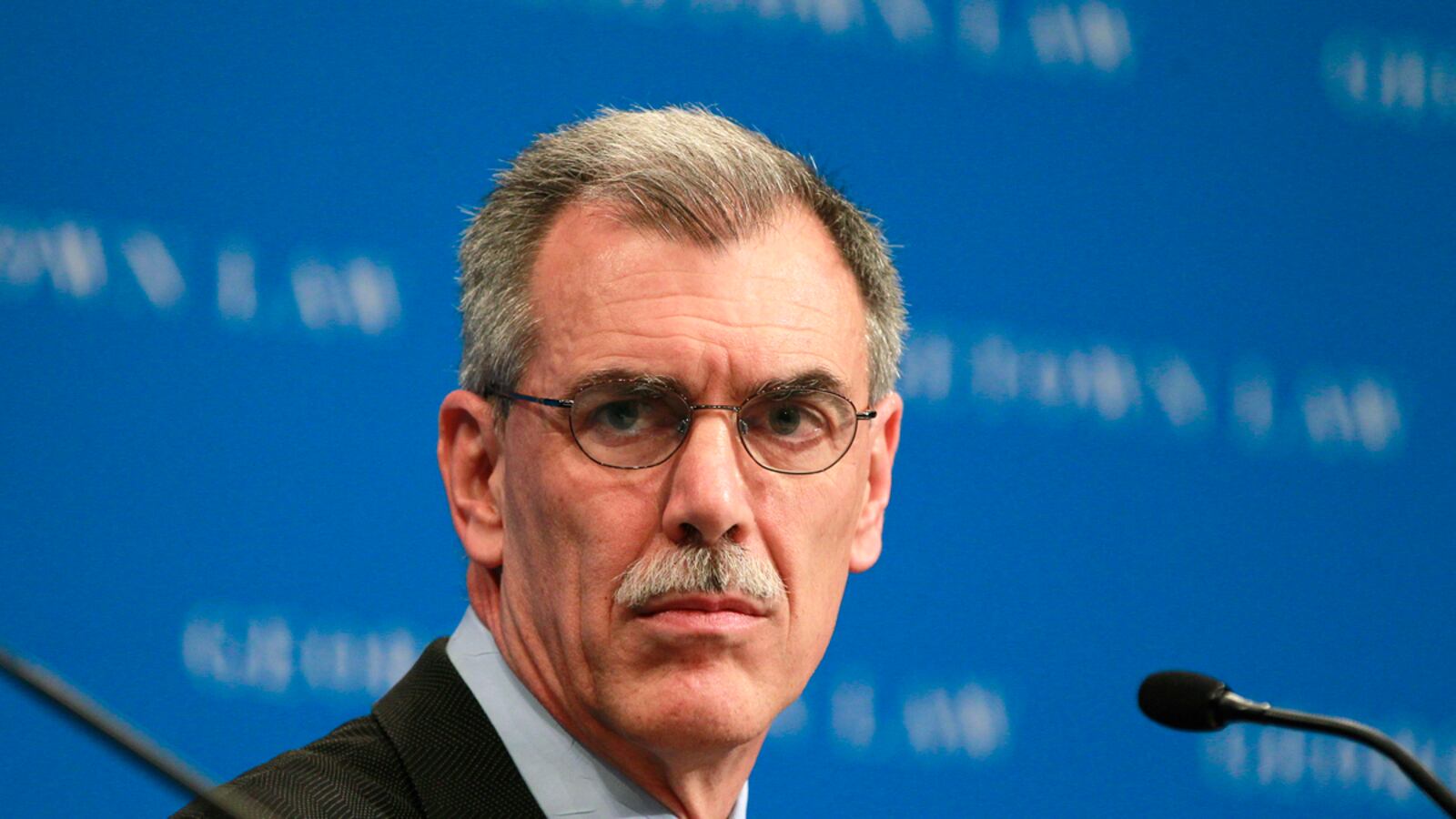 articles/2012/03/28/don-t-blame-verrilli-for-supreme-court-health-care-stumble/verrilli-defense-elhauge_pnx1fj